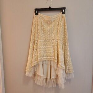 Small Beige, Boho-Style Lace Tiered Midi Skirt